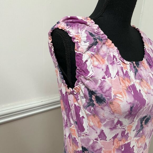 Ann Taylor Loft Floral Tank Top with Banded Bottom - Picture 2 of 5